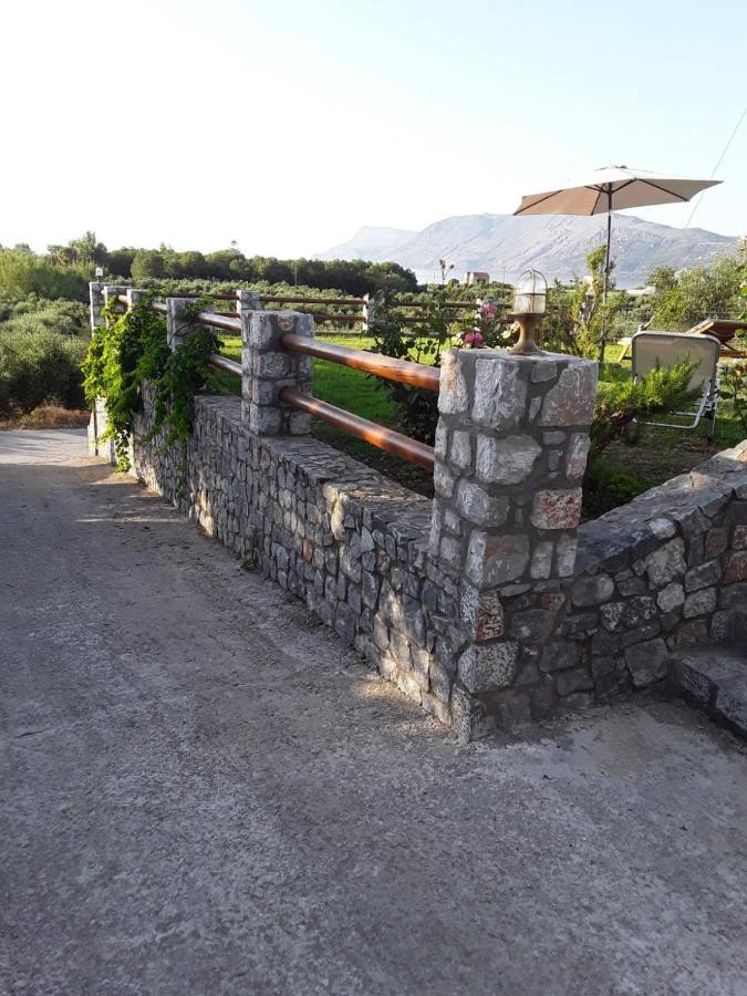 Marianos Apartments Kíssamos Dış mekan fotoğraf